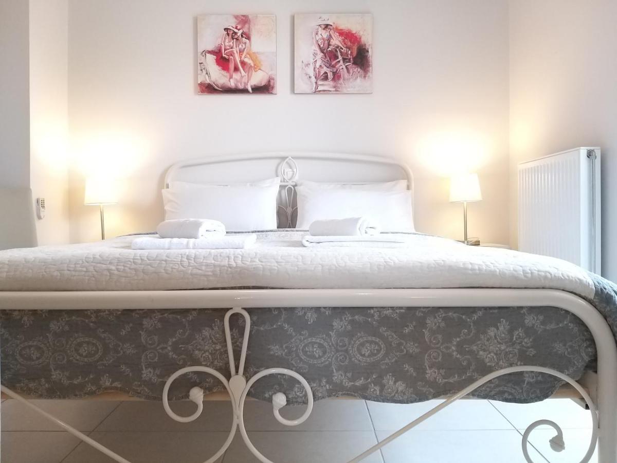 New, Bright, Cozy, Autonomous Apartment With Private Entrance And Garden, 42 M2, 5Min To The Beach And City Center กาลามาตา ภายนอก รูปภาพ